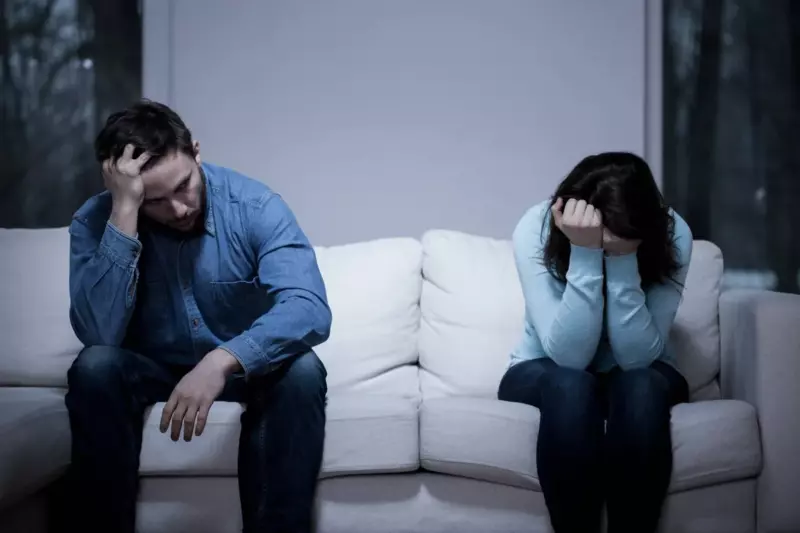 Wegen eines einzigen Tellers warf mich meine Schwiegermutter aus dem Haus … Doch sie ahnte nicht, dass schon am nächsten Tag ihr größtes Familiengeheimnis ans Licht kommen würde …