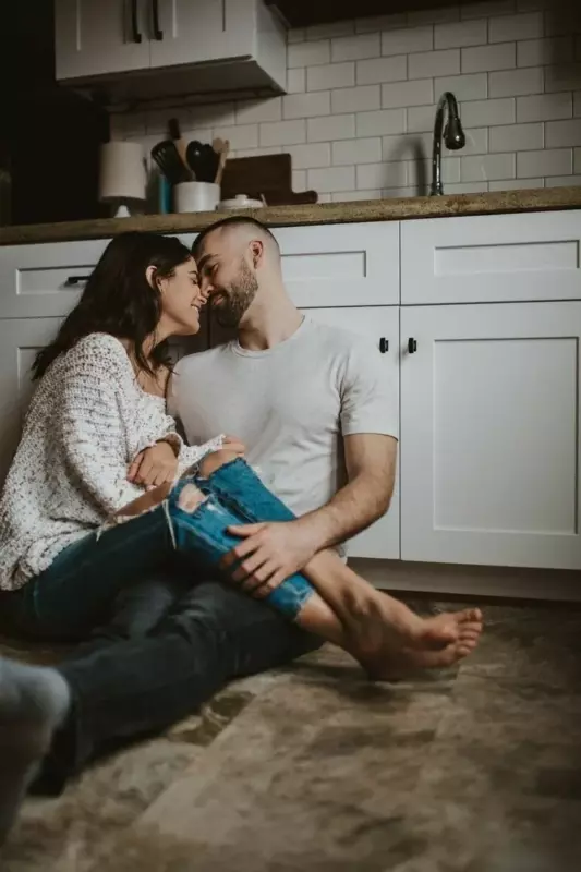 Sie heiratete einen Fremden, um ihren Vater zu retten – doch in der Hochzeitsnacht entdeckte sie ein Geheimnis, das ihre ganze Liebe zur Lüge machte …